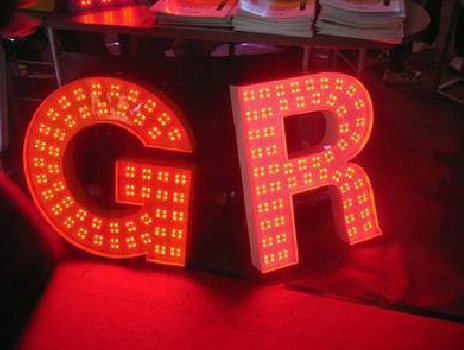 洪江LED发光字有哪些优势？